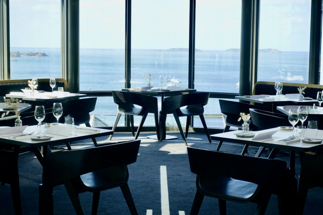 Restaurant Le Bélouga at L'Agapa Perros-Guirec Brittany/France Restaurant Le Bélouga at L'Agapa Perros-Guirec Brittany/France - best restaurants Brittany